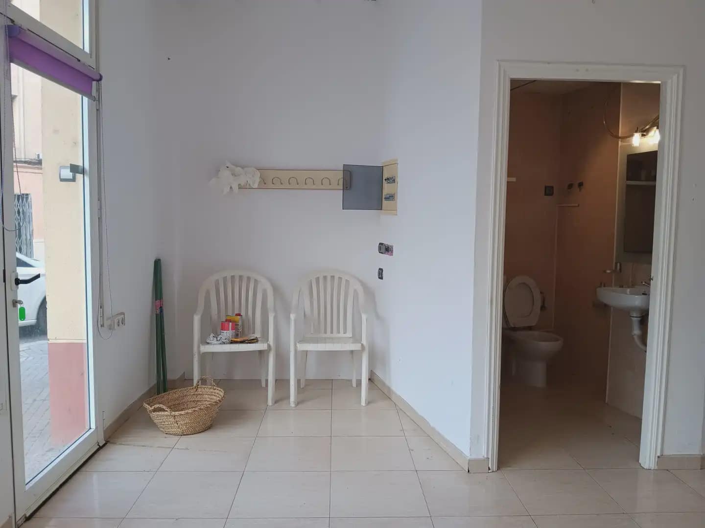 Kaupallinen myytävänä paikassa Roquetes - 43 500 € (Ref: 10024516)