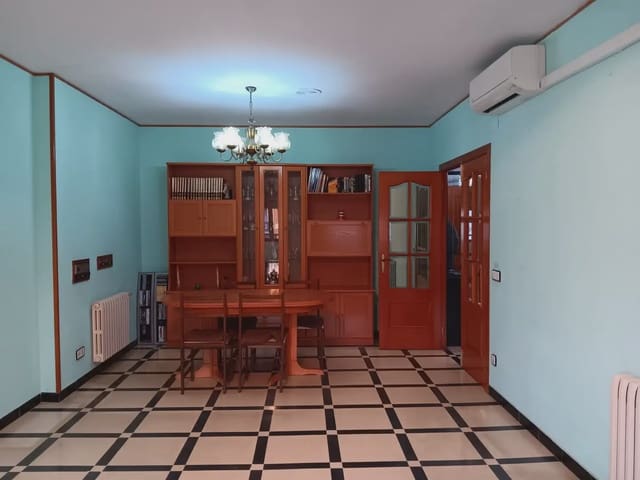 4 chambre Maison de Ville à vendre à L'Aldea avec garage - 187 000 € (Ref: 10024518)