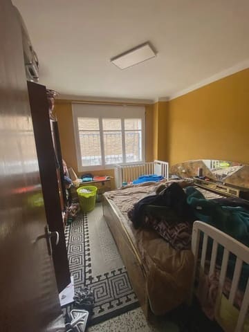 8 makuuhuone Omakotitalo myytävänä paikassa Tortosa - 140 000 € (Ref: 10024524)