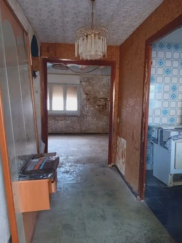4 makuuhuone Omakotitalo myytävänä paikassa Els Reguers, Tortosa - 95 000 € (Ref: 10024539)