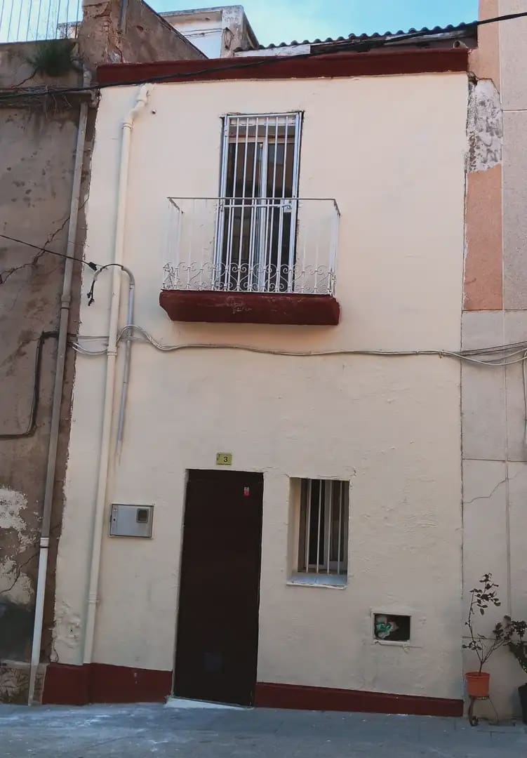 3 quarto Casa em Banda para venda em Tortosa - 55 000 € (Ref: 10024542)