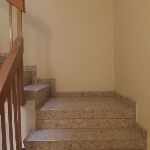 Kaupallinen myytävänä paikassa Tortosa - 370 000 € (Ref: 10054467)