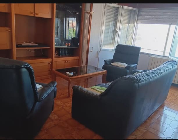 Kaupallinen myytävänä paikassa Tortosa - 370 000 € (Ref: 10054467)