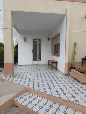 4 soverom Villa til salgs i Deltebre med garasje - € 200 000 (Ref: 10067139)