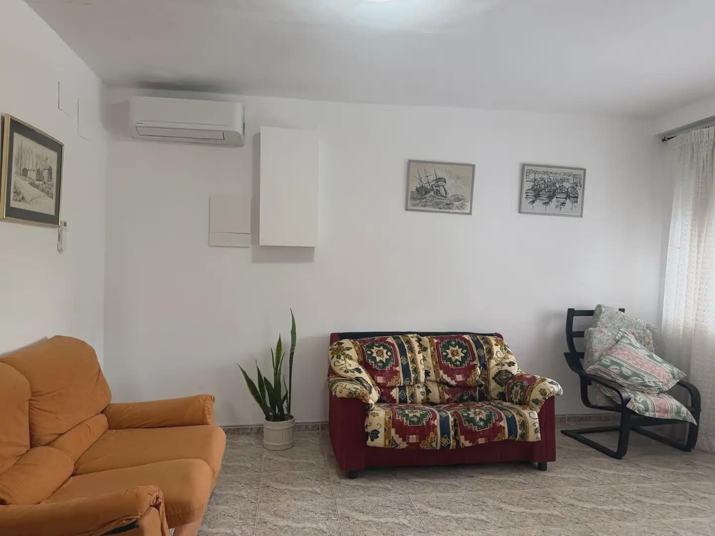 4 bedroom Villa for sale in Deltebre with garage - € 200,000 (Ref: 10067139)