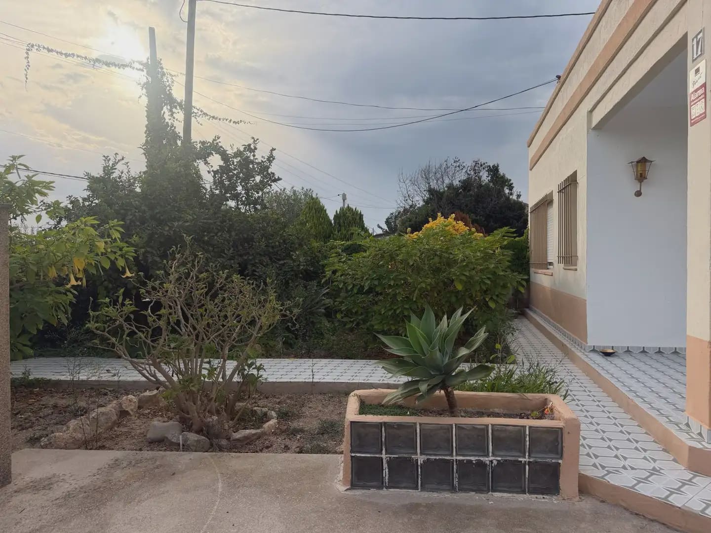 4 bedroom Villa for sale in Deltebre with garage - € 200,000 (Ref: 10067139)