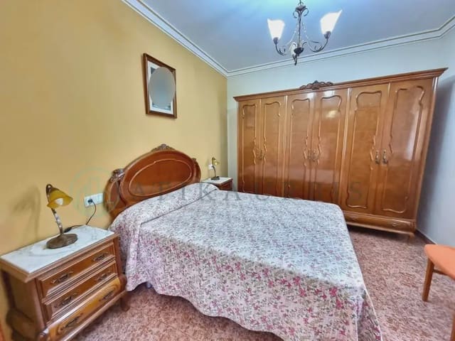 3 slaapkamer Bungalow te koop in Sayalonga - € 153.000 (Ref: 10041402)