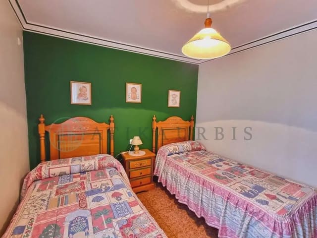 3 slaapkamer Bungalow te koop in Sayalonga - € 153.000 (Ref: 10041402)