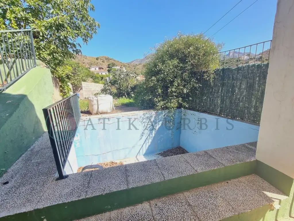 5 soveværelse Finca/Landehus til salg i Canillas de Aceituno med swimmingpool garage - € 200.000 (Ref: 10041403)