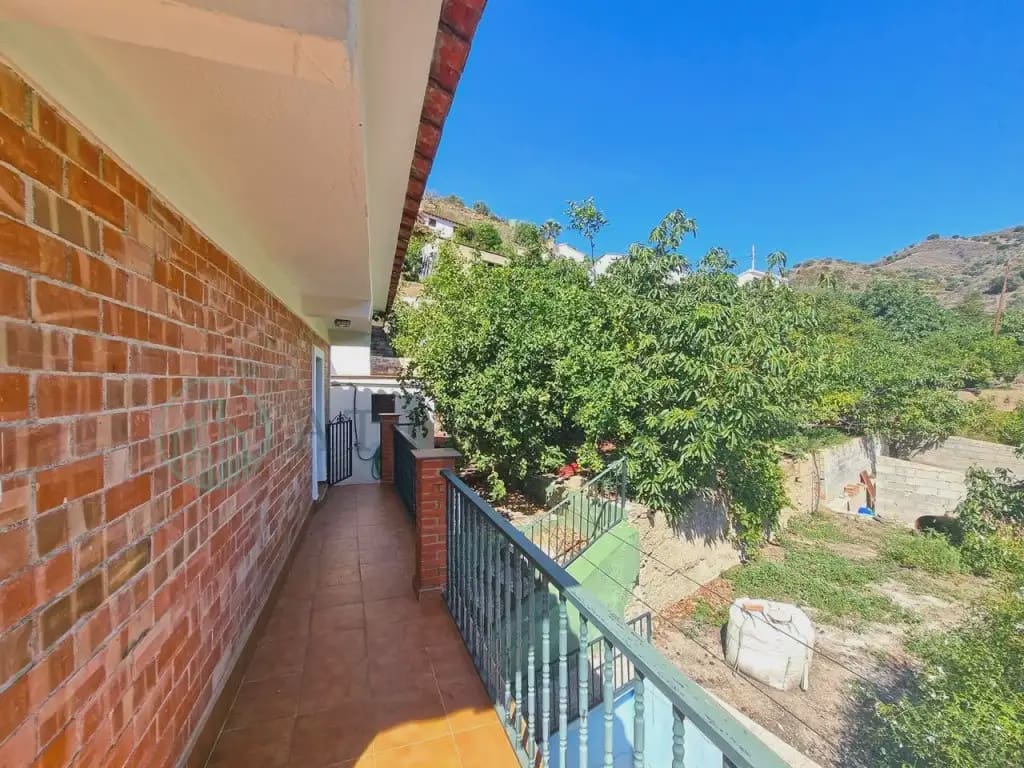 5 soveværelse Finca/Landehus til salg i Canillas de Aceituno med swimmingpool garage - € 200.000 (Ref: 10041403)
