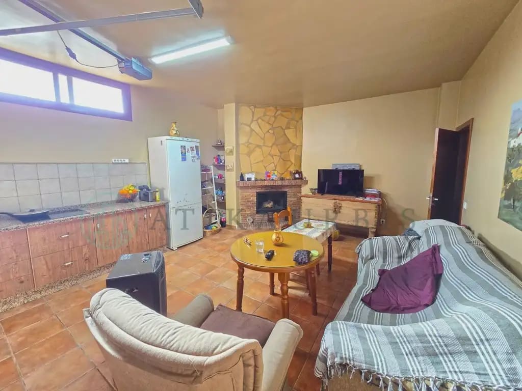 Adosado de 6 habitaciones en Colmenar en venta con piscina garaje - 435.000 € (Ref: 10041404)