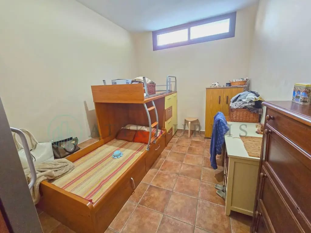 Adosado de 6 habitaciones en Colmenar en venta con piscina garaje - 435.000 € (Ref: 10041404)