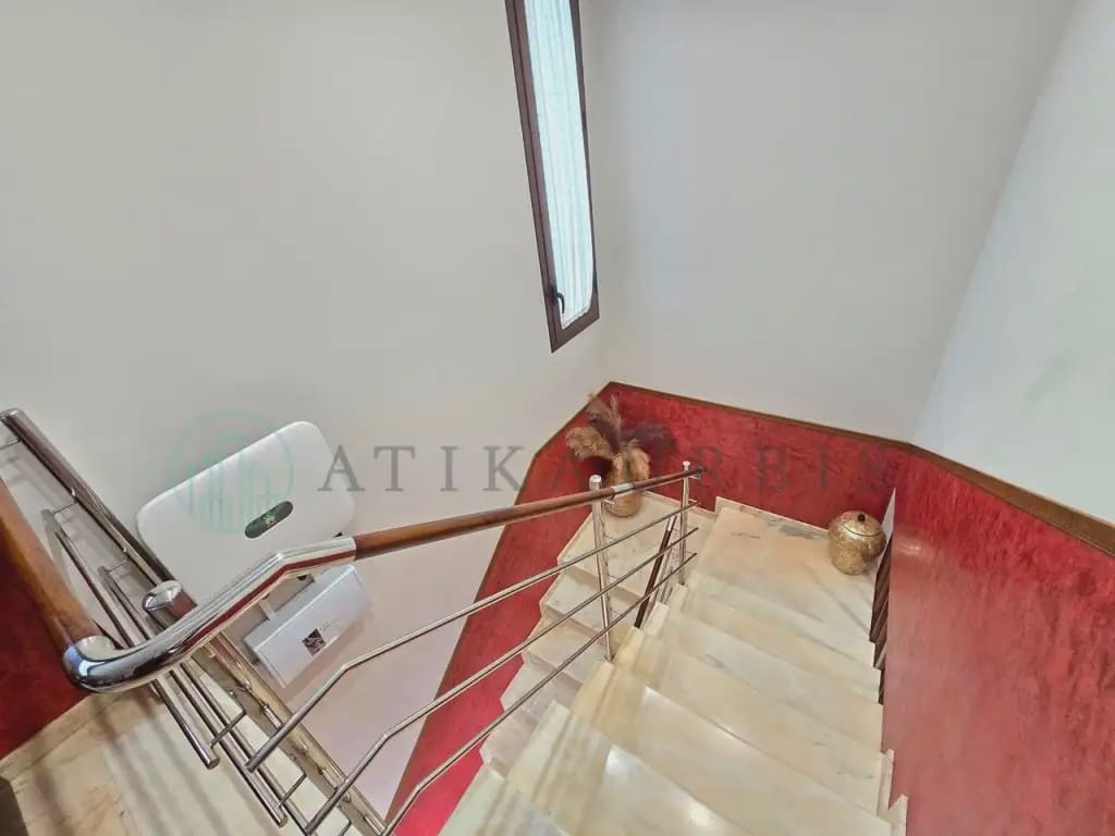 Adosado de 6 habitaciones en Colmenar en venta con piscina garaje - 435.000 € (Ref: 10041404)