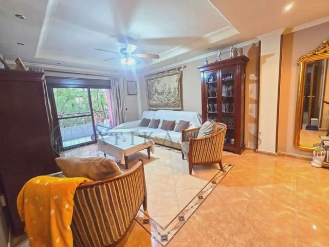 3 chambre Appartement à vendre à Centro ciudad, Fuengirola avec garage - 325 000 € (Ref: 10041405)