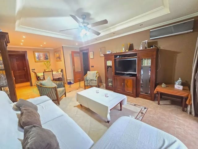 3 chambre Appartement à vendre à Centro ciudad, Fuengirola avec garage - 325 000 € (Ref: 10041405)