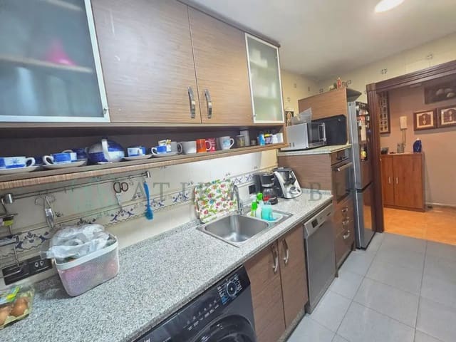 3 chambre Appartement à vendre à Centro ciudad, Fuengirola avec garage - 325 000 € (Ref: 10041405)