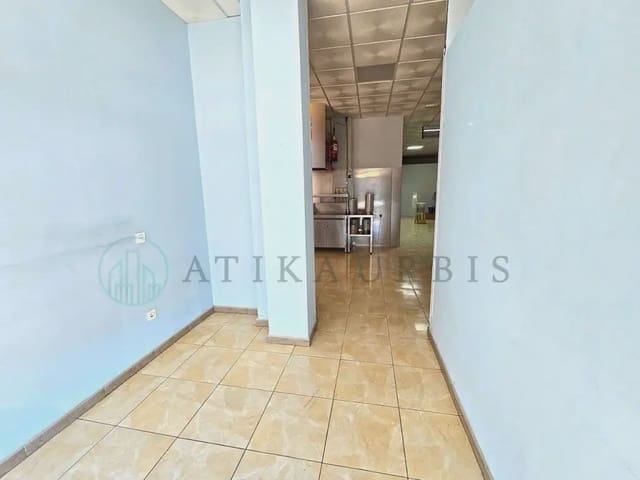 Kommersiell til salgs i Vélez-Málaga - € 255 000 (Ref: 10041406)