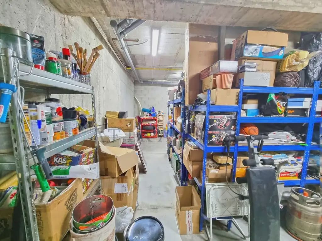 3 soveværelse Byhus til salg i Malaga by med garage - € 465.000 (Ref: 10041407)