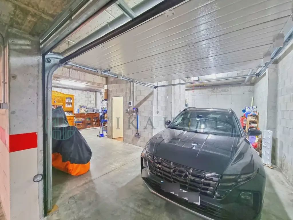 3 soveværelse Byhus til salg i Malaga by med garage - € 465.000 (Ref: 10041407)
