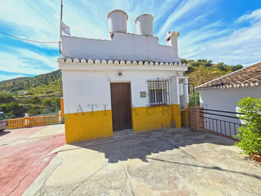 3 slaapkamer Finca/Landhuis te koop in Alora met garage - € 232.000 (Ref: 10041411)
