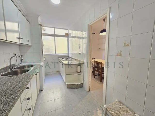 4 sypialnia Mieszkanie na sprzedaż w Cristo de la Epidemia, Miasto Málaga - 285 000 € (Ref: 10041414)