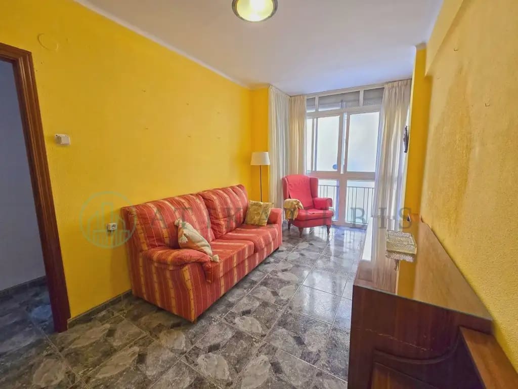 4 sypialnia Mieszkanie na sprzedaż w Miasto Malaga - 285 000 € (Ref: 10041414)