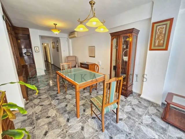 4 sypialnia Mieszkanie na sprzedaż w Cristo de la Epidemia, Miasto Málaga - 285 000 € (Ref: 10041414)