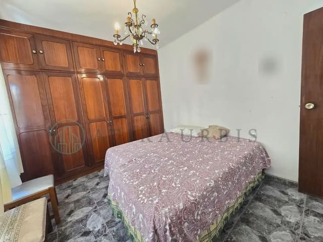 4 sypialnia Mieszkanie na sprzedaż w Cristo de la Epidemia, Miasto Málaga - 285 000 € (Ref: 10041414)