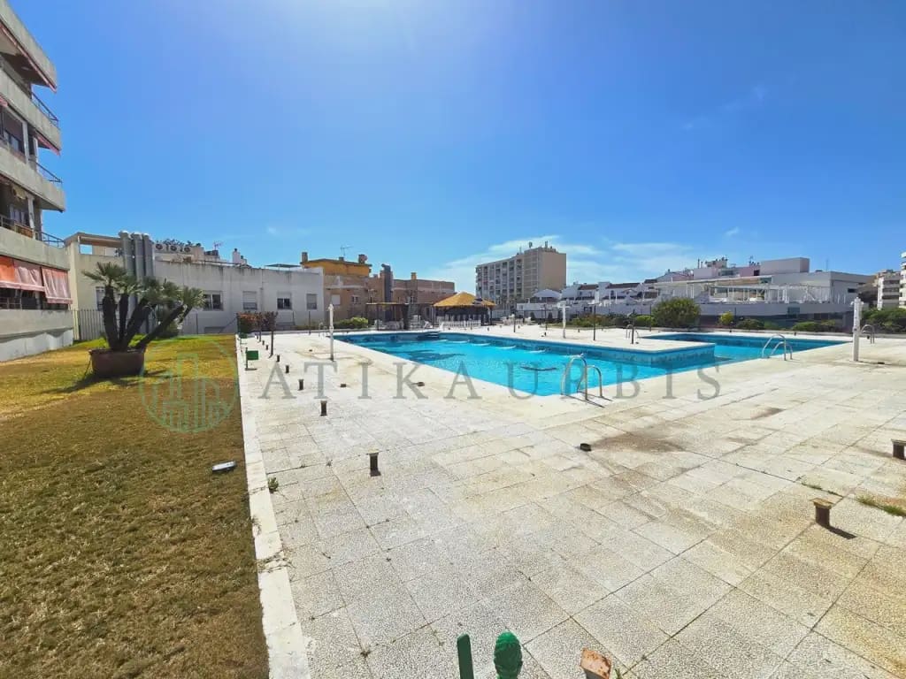 2 sovrum Lägenhet till salu i Torremolinos med pool - 320 000 € (Ref: 10041416)