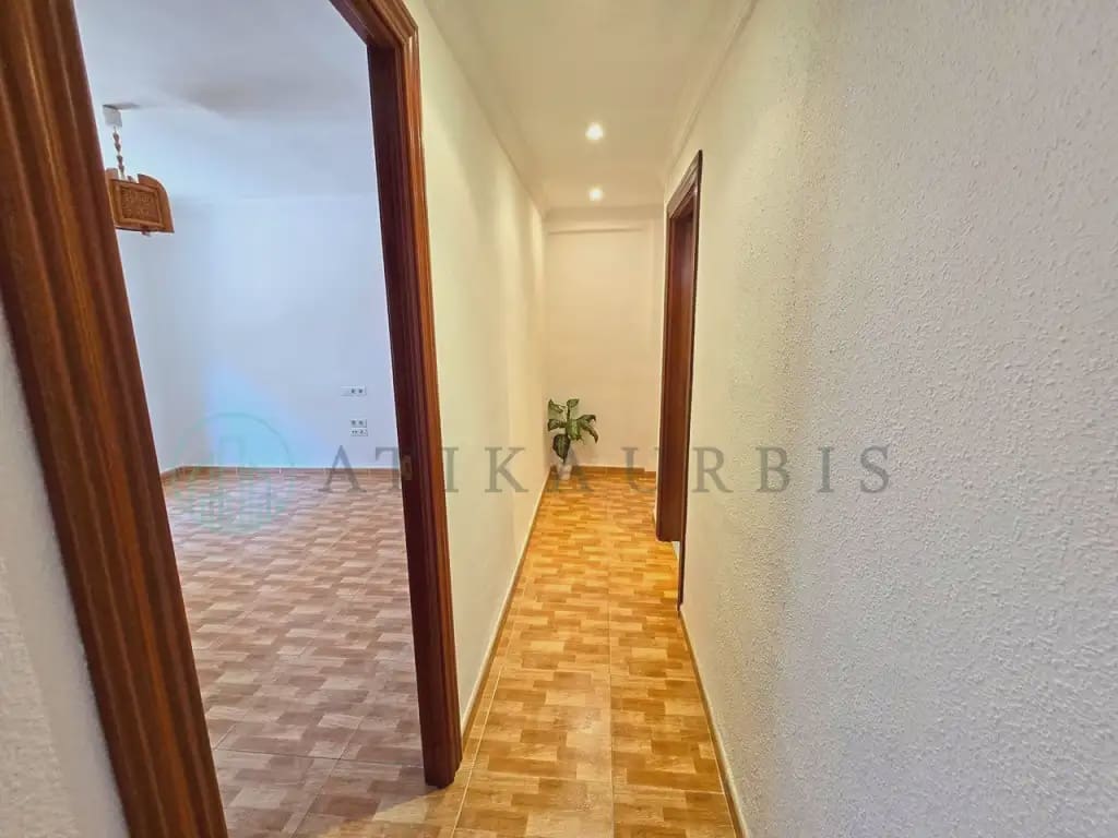 Piso de 3 habitaciones en Málaga ciudad en venta - 298.000 € (Ref: 10041418)