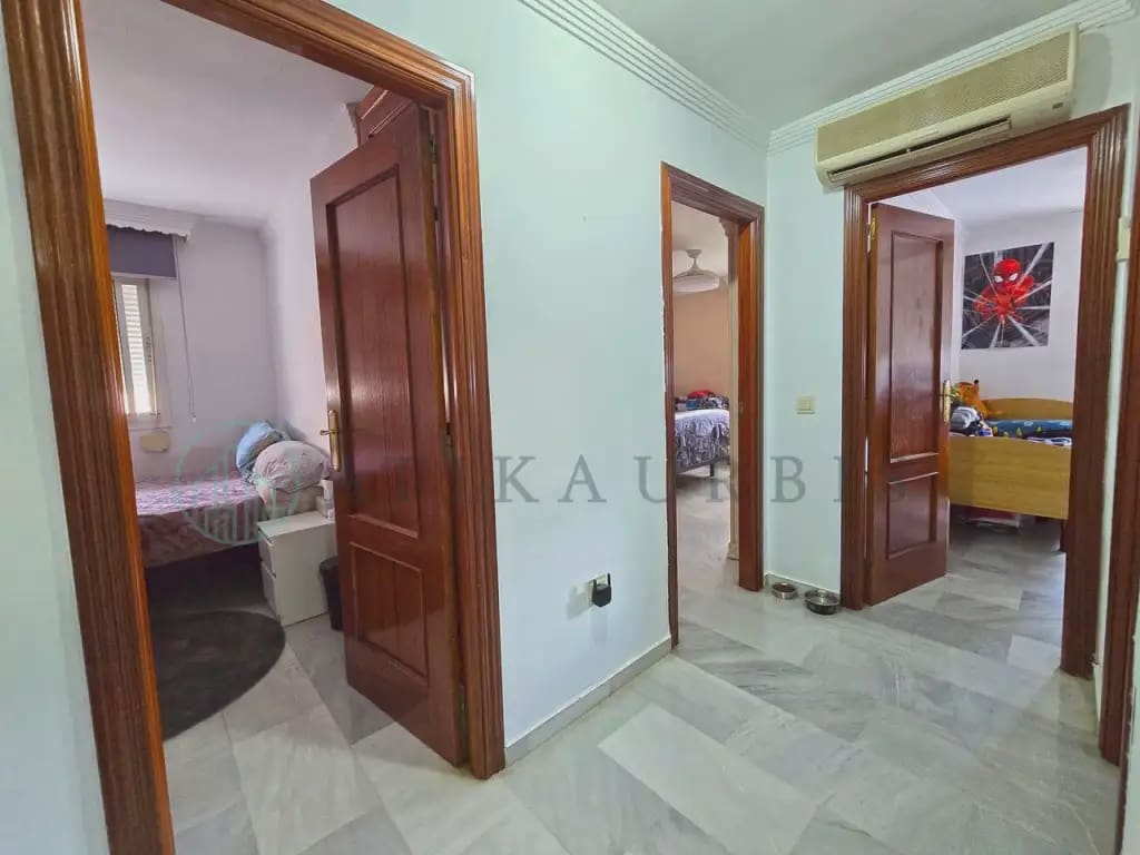 3 soveværelse Penthouse til salg i Malaga by med swimmingpool garage - € 420.000 (Ref: 10041419)