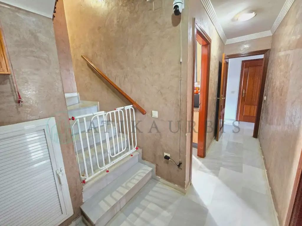 3 soveværelse Penthouse til salg i Malaga by med swimmingpool garage - € 420.000 (Ref: 10041419)