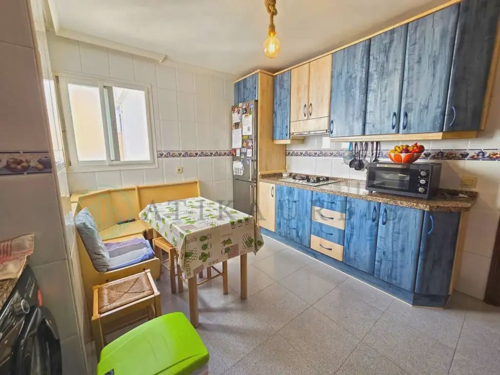 3 soveværelse Penthouse til salg i Malaga by med swimmingpool garage - € 420.000 (Ref: 10041419)