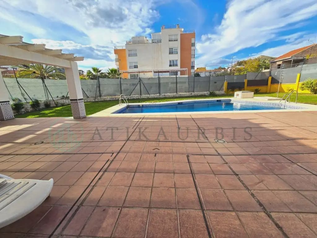3 soveværelse Penthouse til salg i Malaga by med swimmingpool garage - € 420.000 (Ref: 10041419)