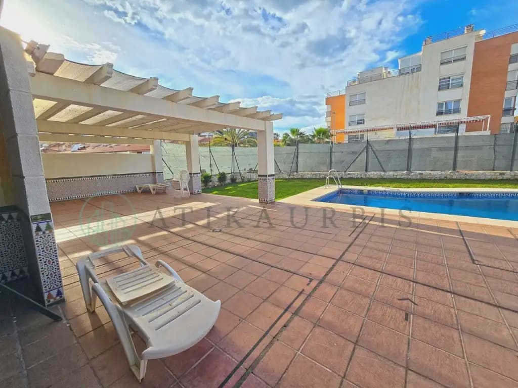 3 soveværelse Penthouse til salg i Malaga by med swimmingpool garage - € 420.000 (Ref: 10041419)
