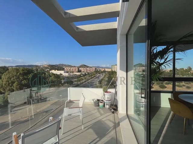 2 bedroom Penthouse for rent in Torre Atalaya, Málaga city - € 1,900 (Ref: 10041422)