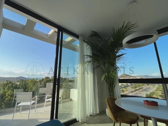 2 bedroom Penthouse for rent in Torre Atalaya, Málaga city - € 1,900 (Ref: 10041422)