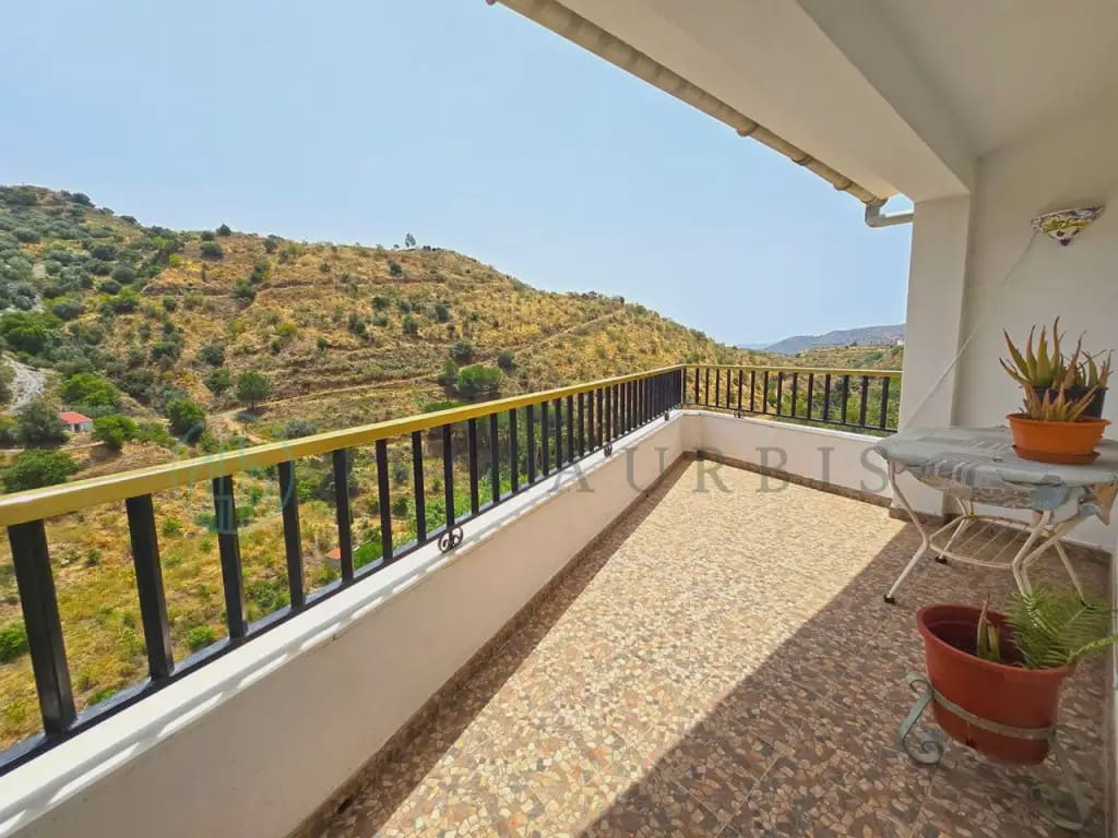 4 soveværelse Byhus til salg i Canillas de Aceituno med garage - € 199.900 (Ref: 10041423)