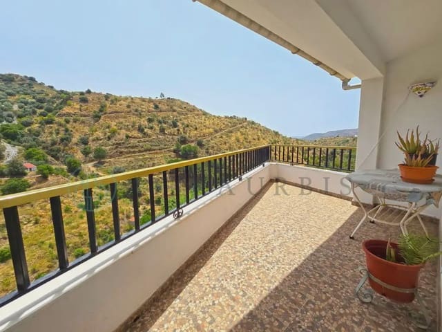 4 soveværelse Byhus til salg i Canillas de Aceituno med garage - € 199.900 (Ref: 10041423)