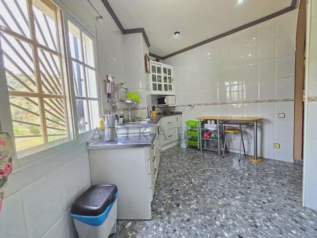 4 soveværelse Byhus til salg i Canillas de Aceituno med garage - € 199.900 (Ref: 10041423)