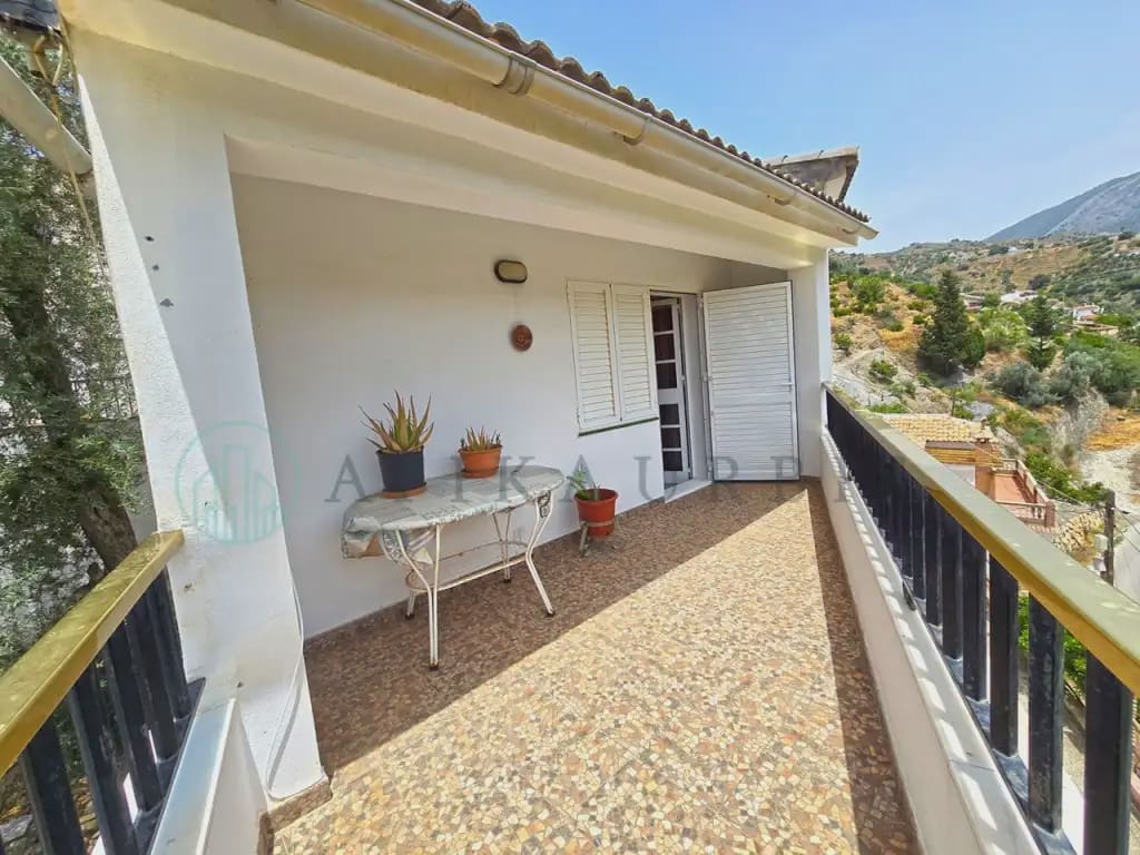 4 soveværelse Byhus til salg i Canillas de Aceituno med garage - € 199.900 (Ref: 10041423)