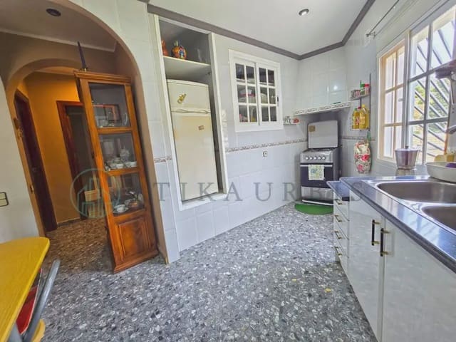 4 soveværelse Byhus til salg i Canillas de Aceituno med garage - € 199.900 (Ref: 10041423)