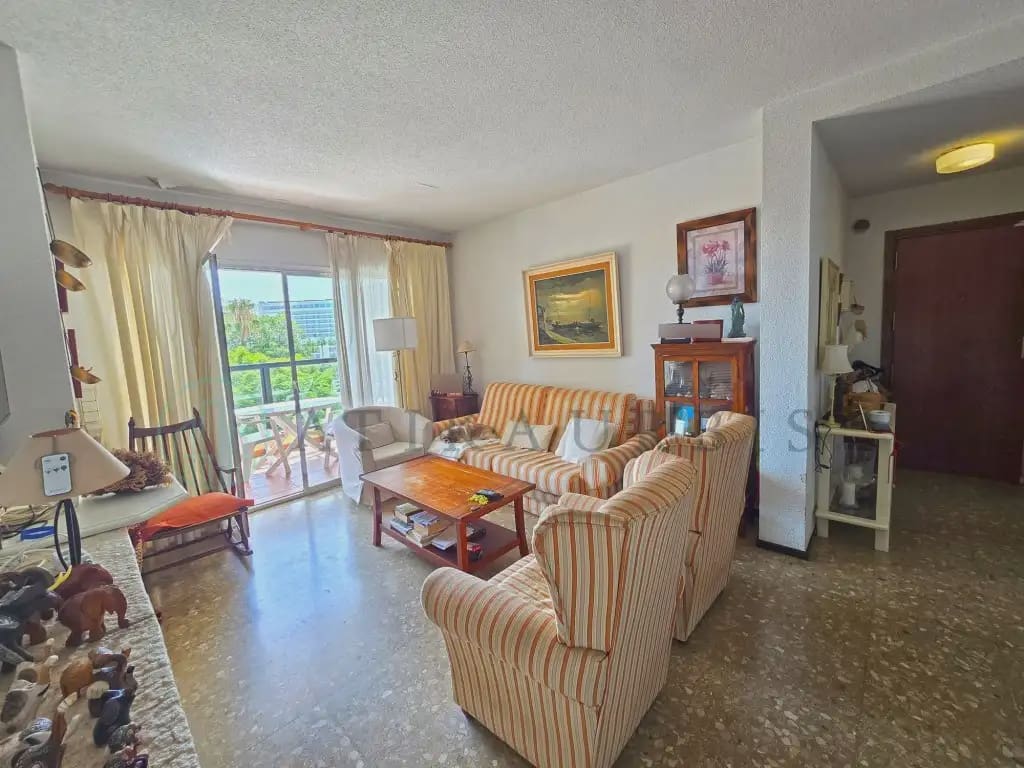 2 slaapkamer Flat te huur in Torremolinos met zwembad garage - € 1.300 (Ref: 10044271)