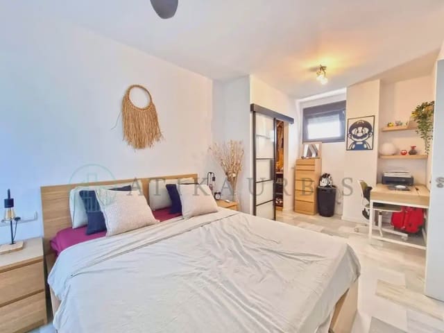 1 makuuhuone Asunto vuokrattavana paikassa Torremolinos mukana 
autotalli - 1 100 € (Ref: 10103516)