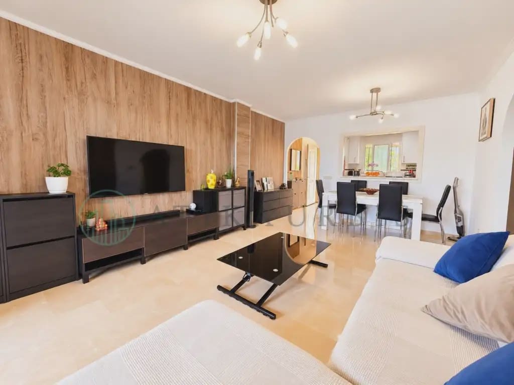 2 soveværelse Lejlighed til salg i Mijas med swimmingpool garage - € 299.000 (Ref: 10141632)