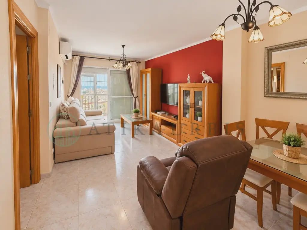 3 soveværelse Lejlighed til salg i Malaga by - € 210.000 (Ref: 10166219)