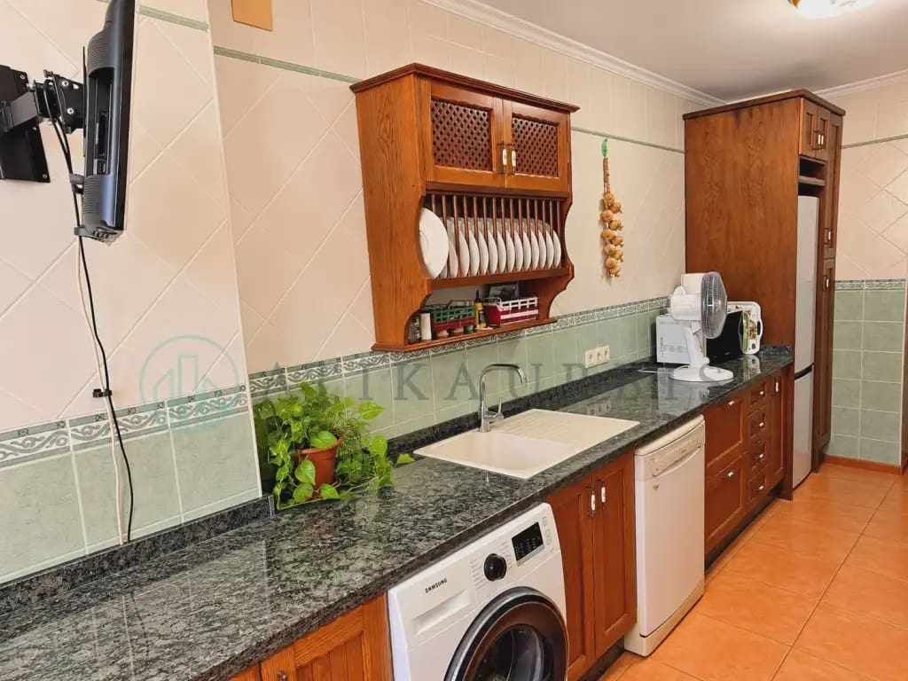3 soveværelse Lejlighed til salg i Malaga by - € 210.000 (Ref: 10166219)