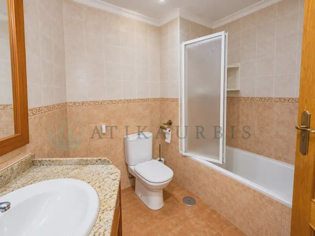 3 soveværelse Lejlighed til salg i Malaga by - € 210.000 (Ref: 10166219)