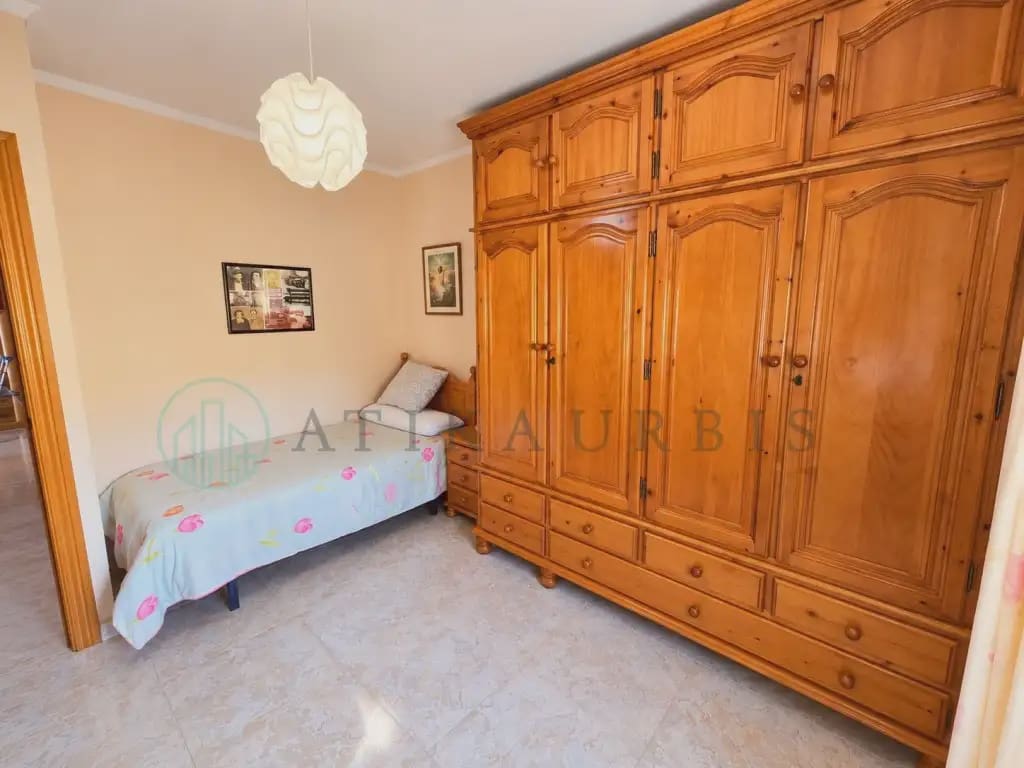 3 soveværelse Lejlighed til salg i Malaga by - € 210.000 (Ref: 10166219)