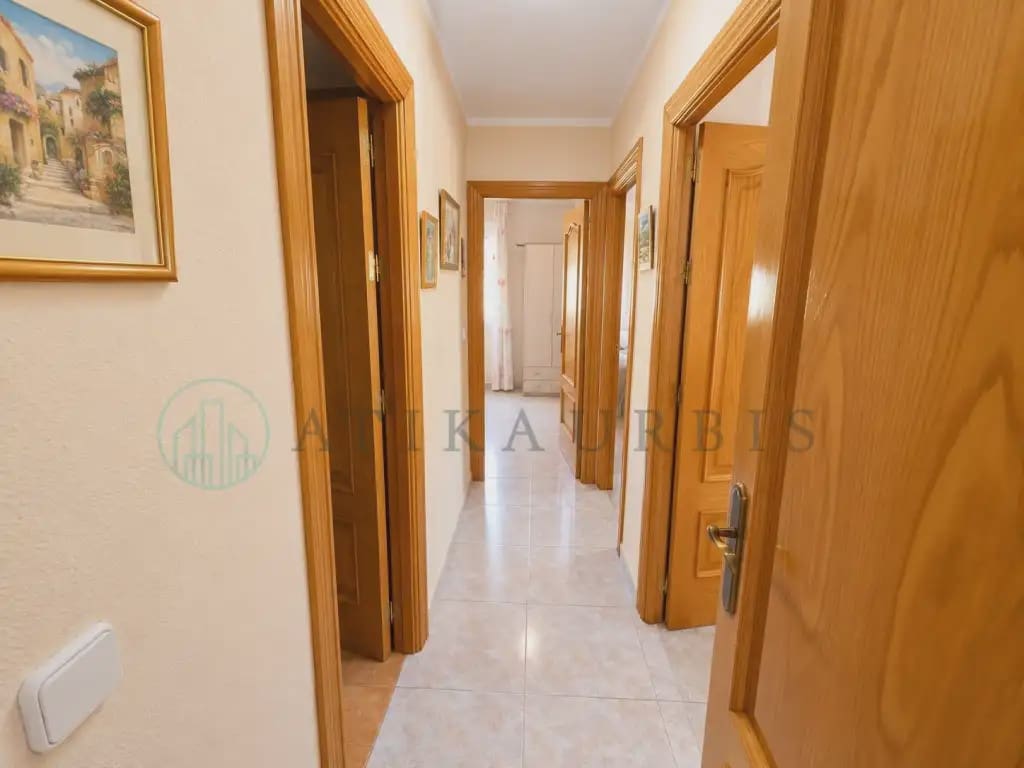 3 soveværelse Lejlighed til salg i Malaga by - € 210.000 (Ref: 10166219)